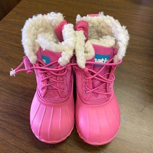 Native Kids Winter Boots